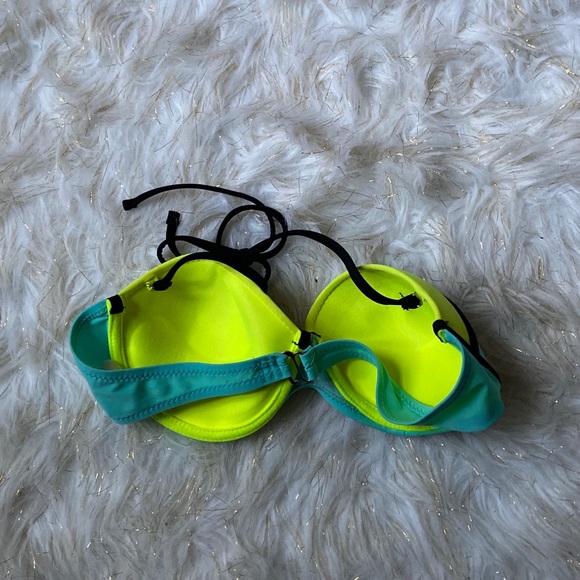 Bikini Top - Picture 4 of 4